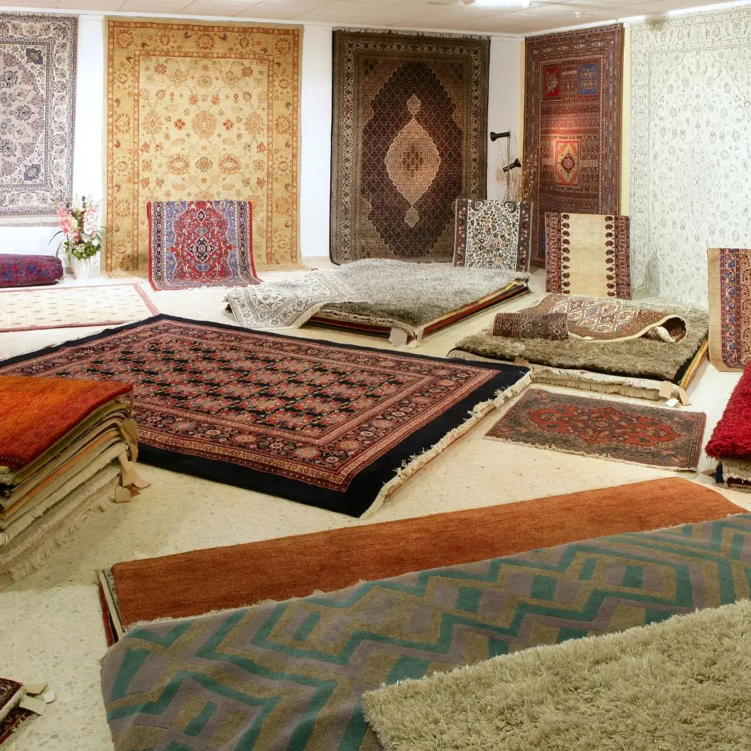 Hand-Tufted Wool Rug
